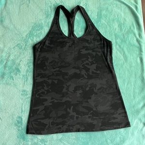 Fitted Camo racer back